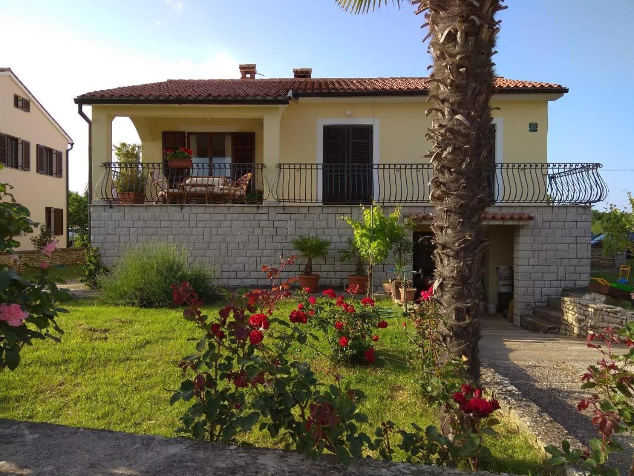 Apartman Ostrea *** Bale Extérieur photo