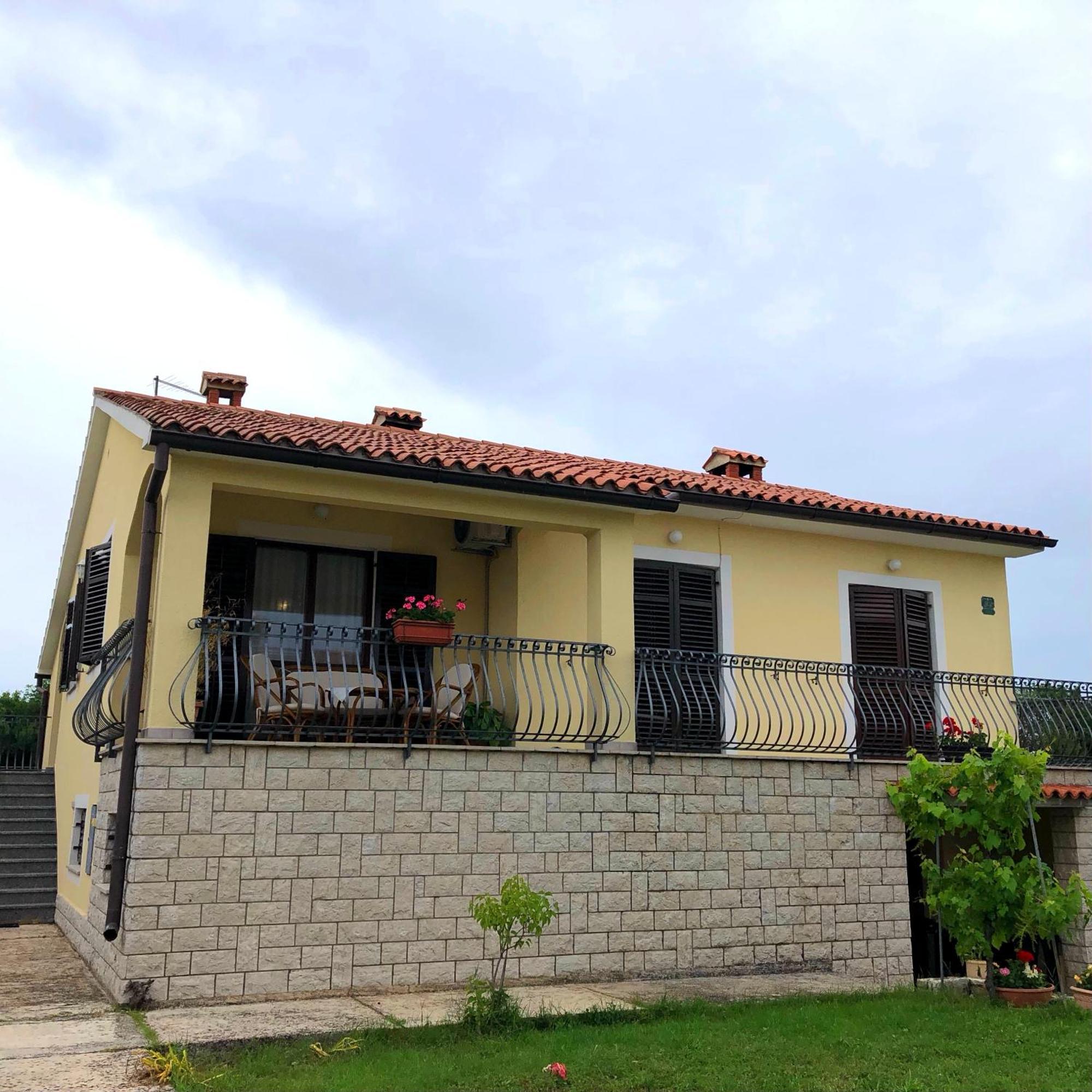 Apartman Ostrea *** Bale Extérieur photo